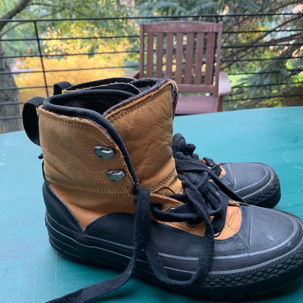 Converse Tekoa Waterproof High Top Sz Wo’s 6.5